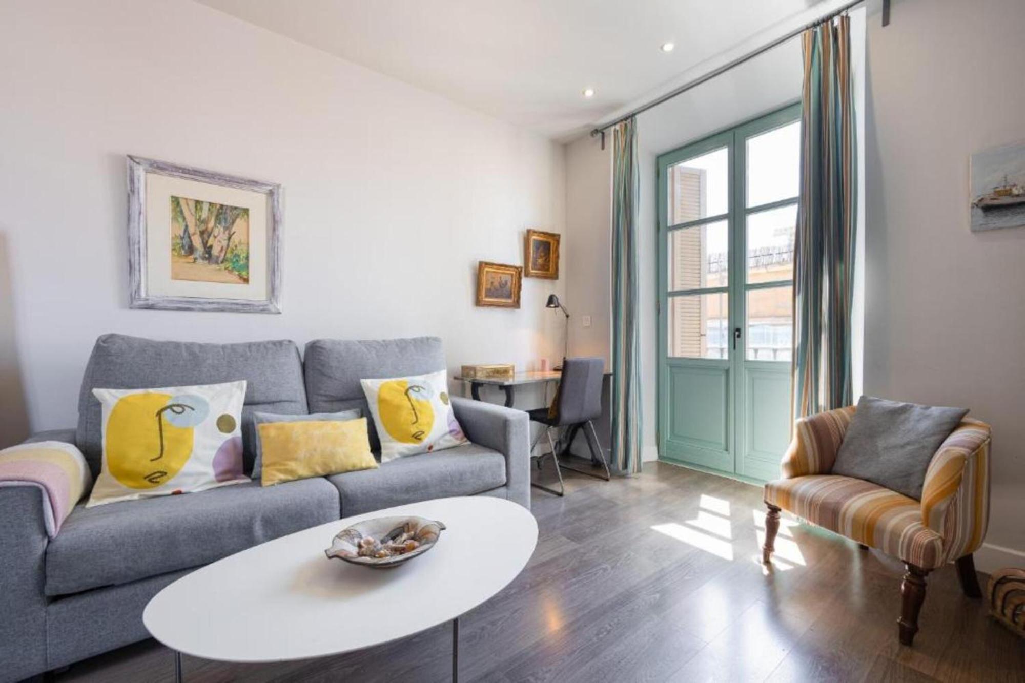 C20 - Adorable Apartment In The Center With Sun Terrace Málaga Exteriör bild